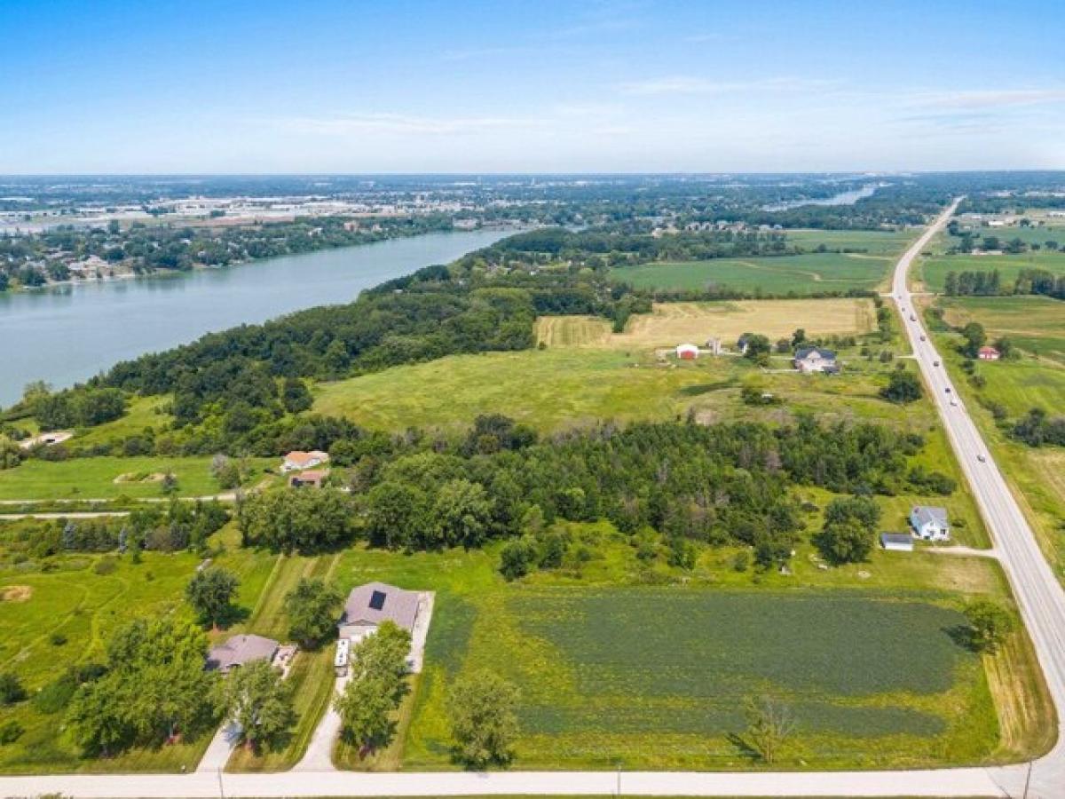 Picture of Residential Land For Sale in De Pere, Wisconsin, United States