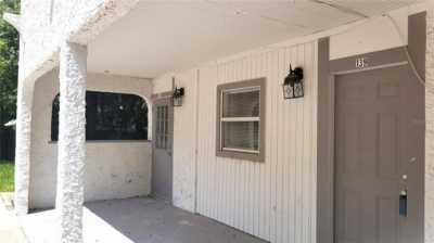 Home For Rent in Deland, Florida