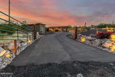 Home For Sale in New River, Arizona