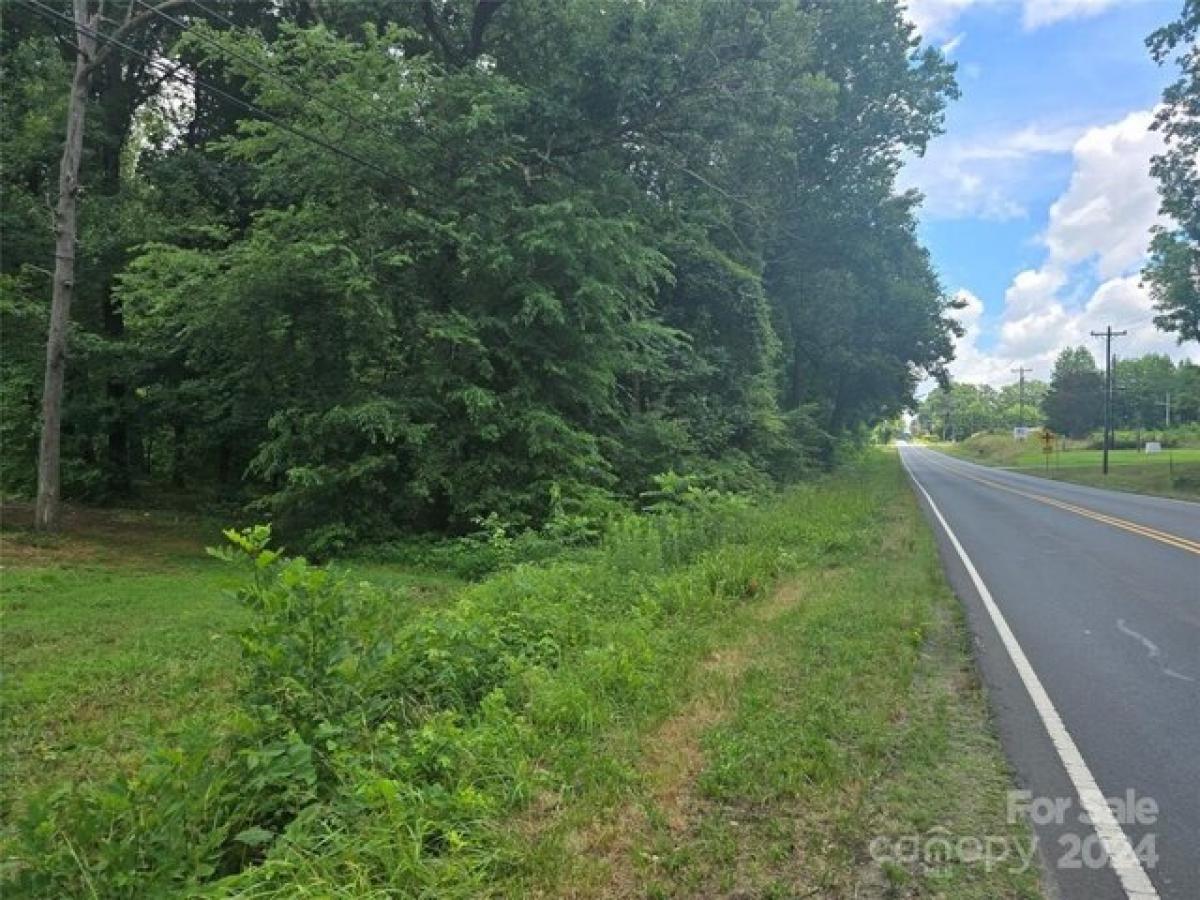 Picture of Residential Land For Sale in Rockwell, North Carolina, United States