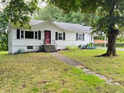 Home For Sale in Grafton, Massachusetts