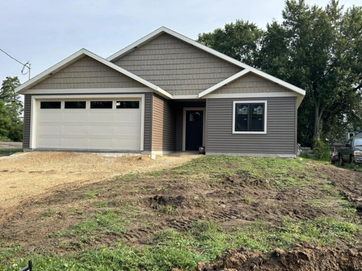 Picture of Home For Sale in Westby, Wisconsin, United States