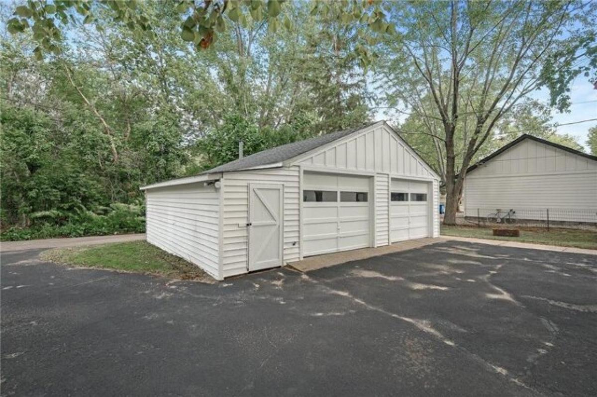 Picture of Home For Sale in White Bear Lake, Minnesota, United States