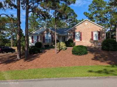 Home For Sale in Pinehurst, North Carolina