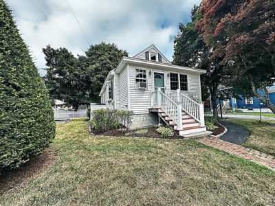 Home For Rent in Dracut, Massachusetts