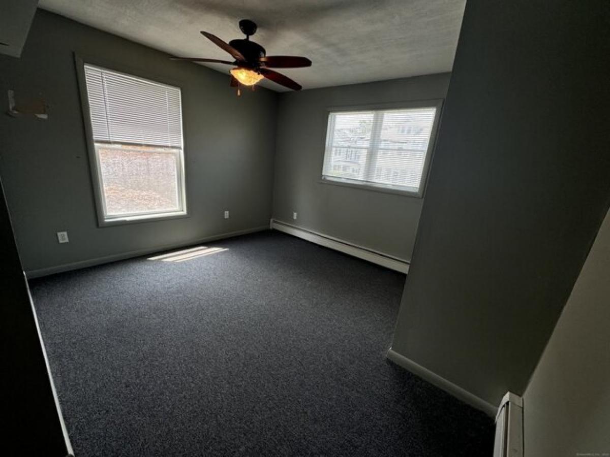 Picture of Home For Rent in Milford, Connecticut, United States