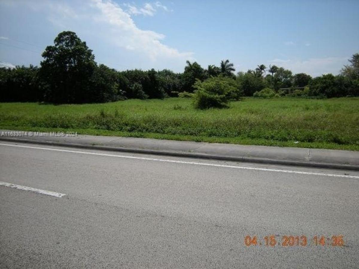 Picture of Residential Land For Sale in Davie, Florida, United States