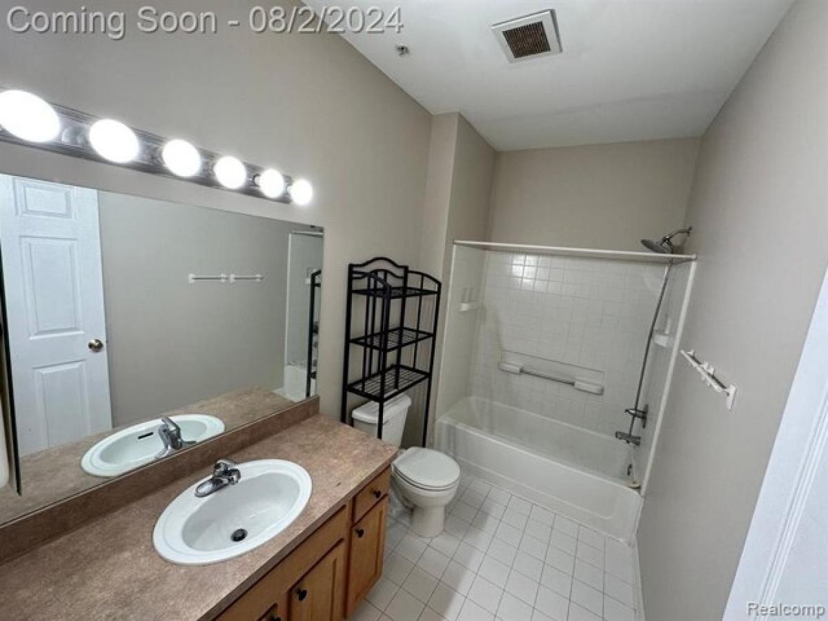 Picture of Home For Rent in Novi, Michigan, United States