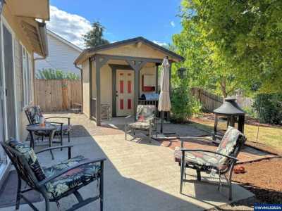 Home For Sale in Monmouth, Oregon