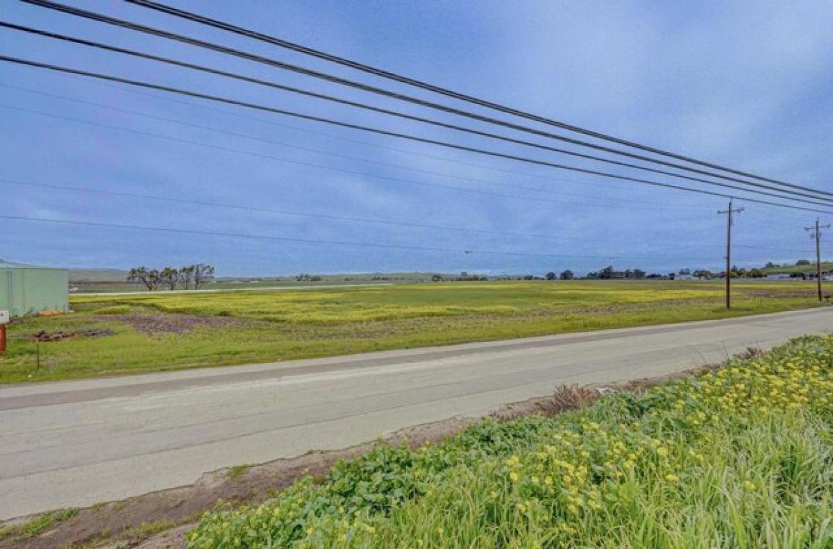 Picture of Residential Land For Sale in Hollister, California, United States