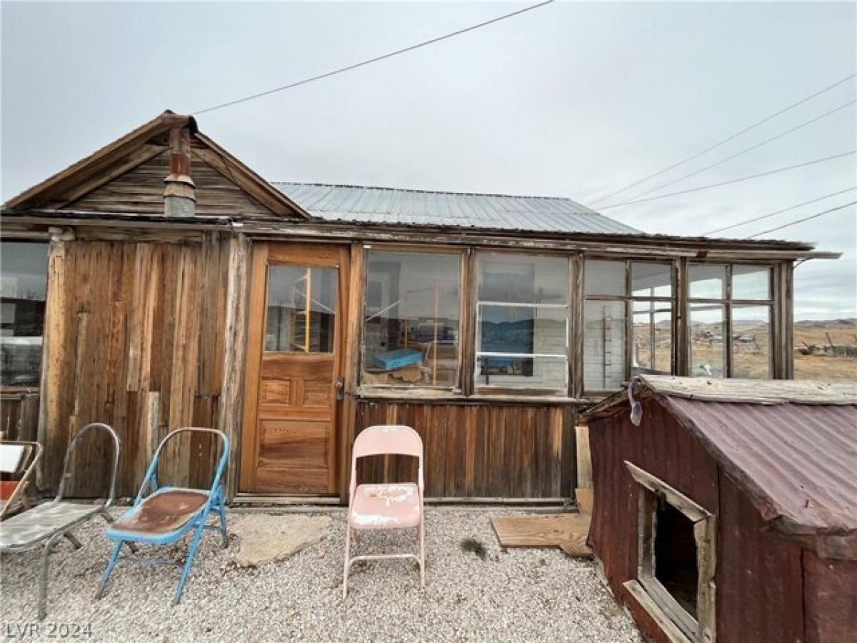 Picture of Home For Sale in Goldfield, Nevada, United States