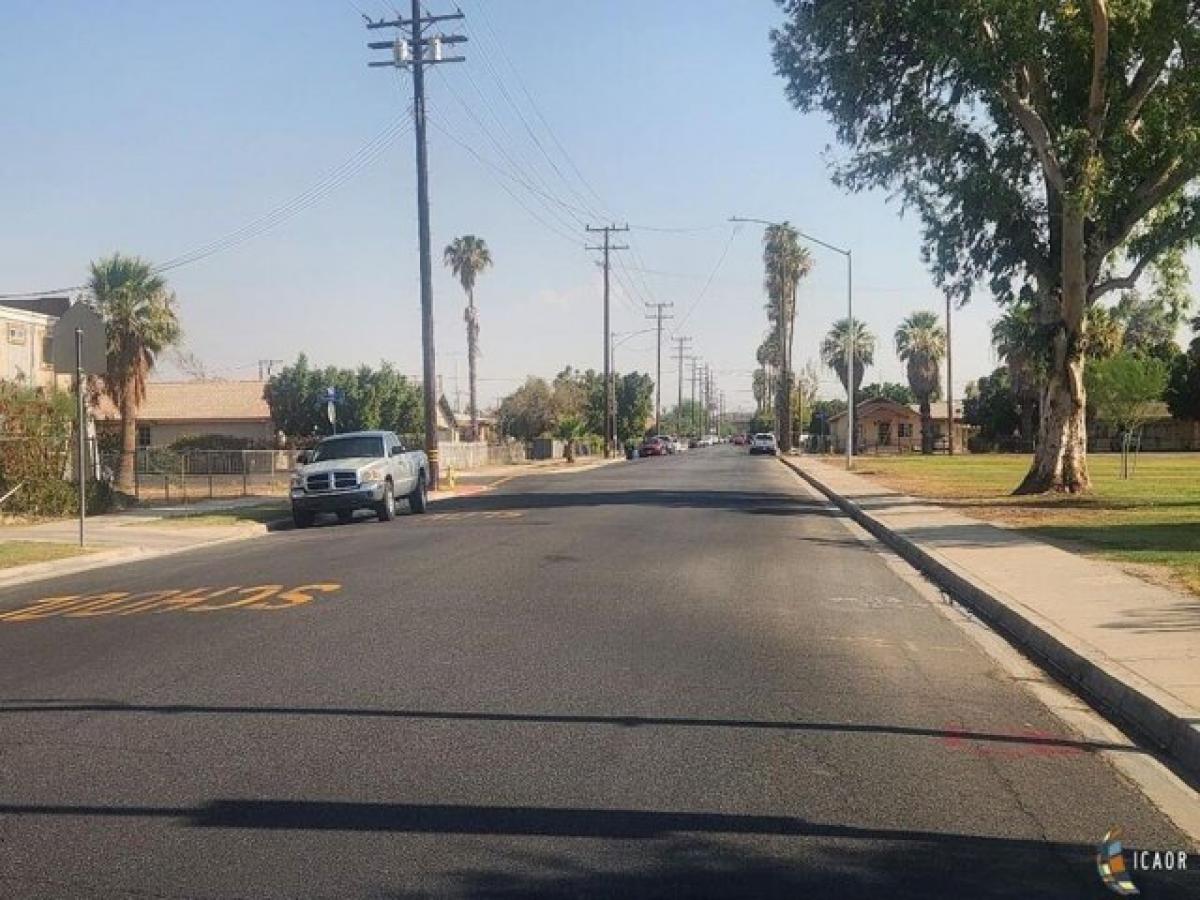 Picture of Home For Sale in Calexico, California, United States