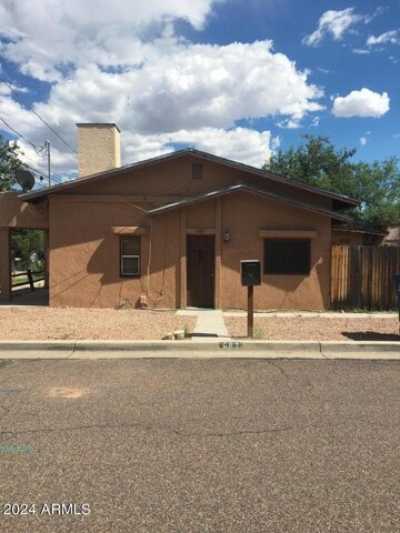 Home For Sale in Wickenburg, Arizona