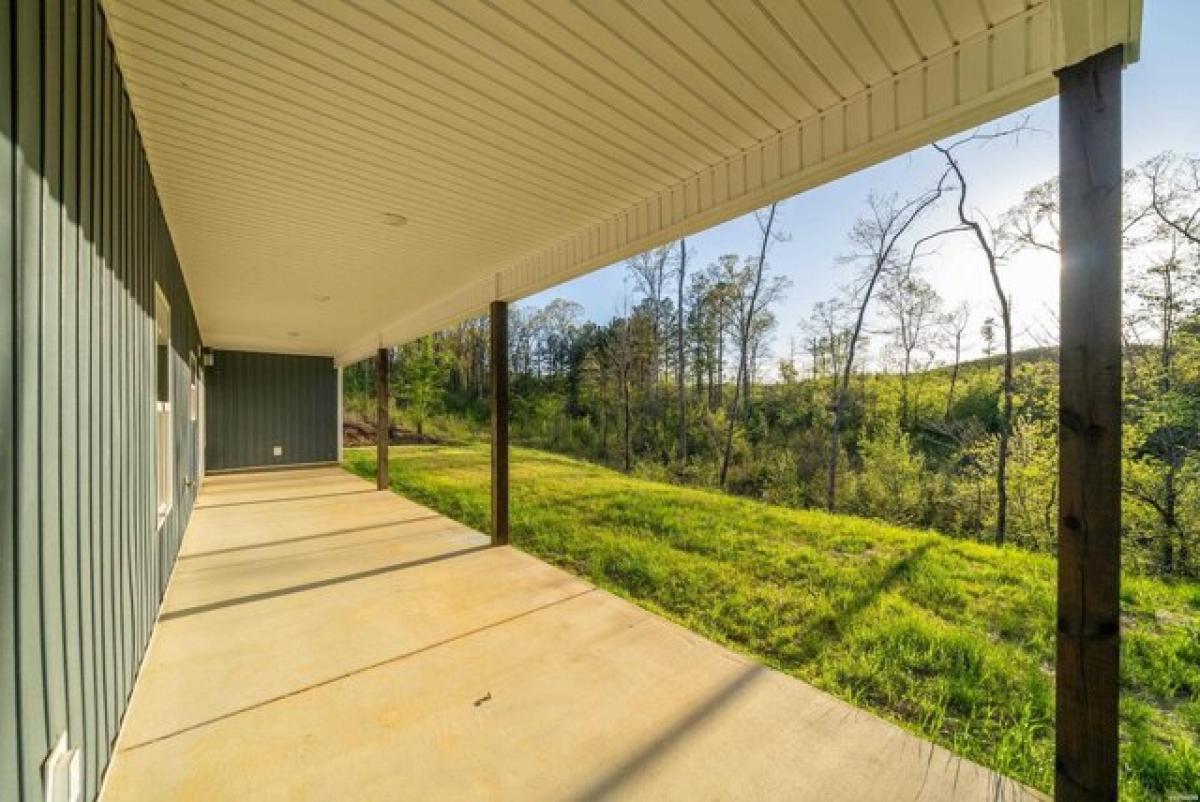 Picture of Home For Sale in Lonsdale, Arkansas, United States