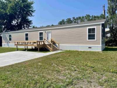 Home For Sale in Spirit Lake, Iowa