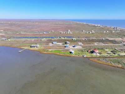 Residential Land For Sale in Gilchrist, Texas