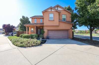 Home For Sale in Patterson, California