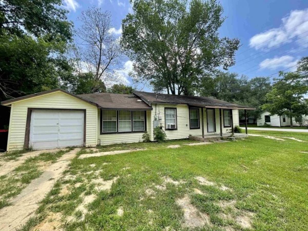 Picture of Home For Rent in Sour Lake, Texas, United States