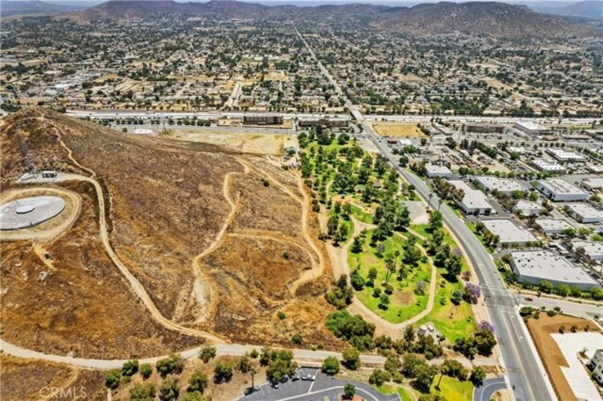 Picture of Residential Land For Sale in Norco, California, United States