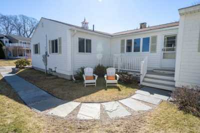 Home For Sale in Kennebunk, Maine