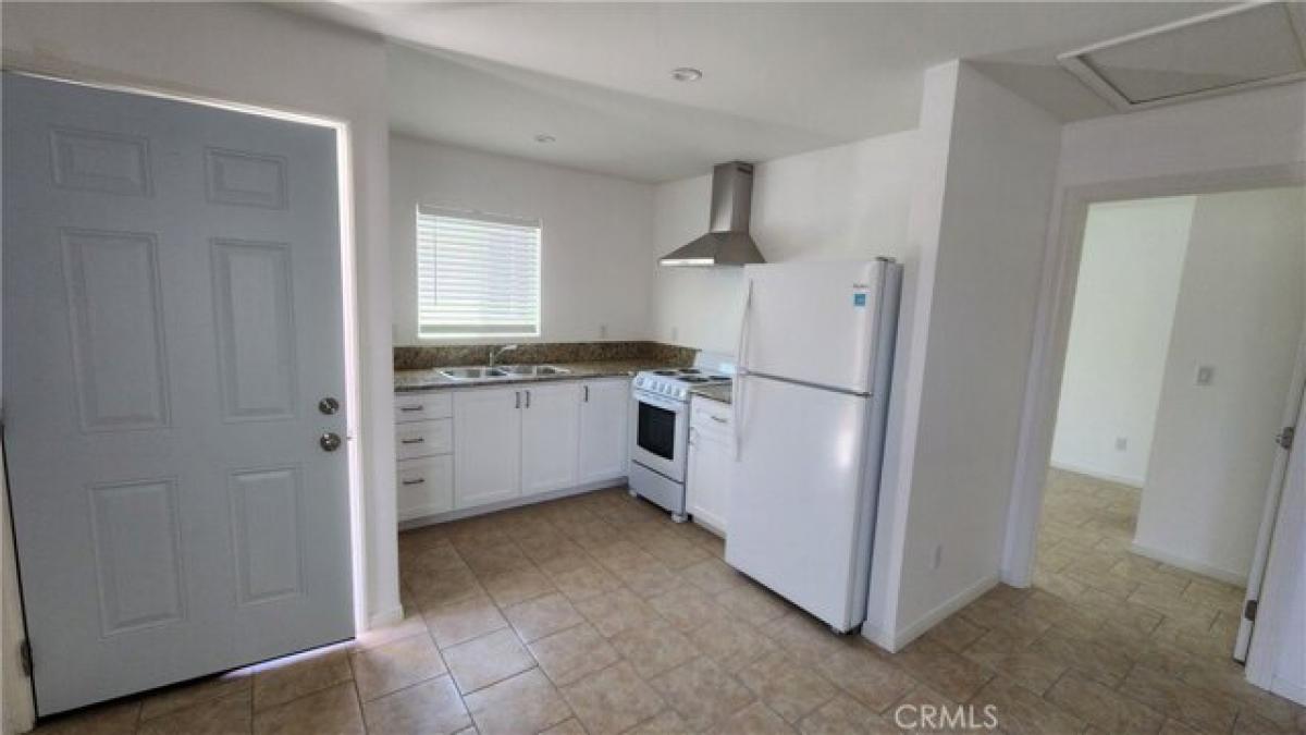 Picture of Home For Rent in Reseda, California, United States