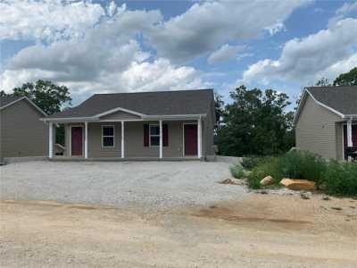 Home For Rent in Saint Clair, Missouri