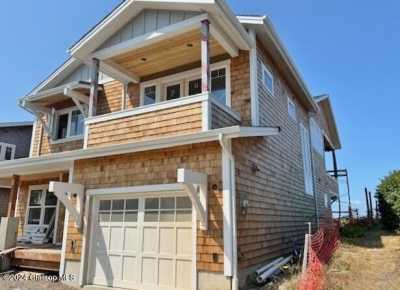 Home For Sale in Gearhart, Oregon