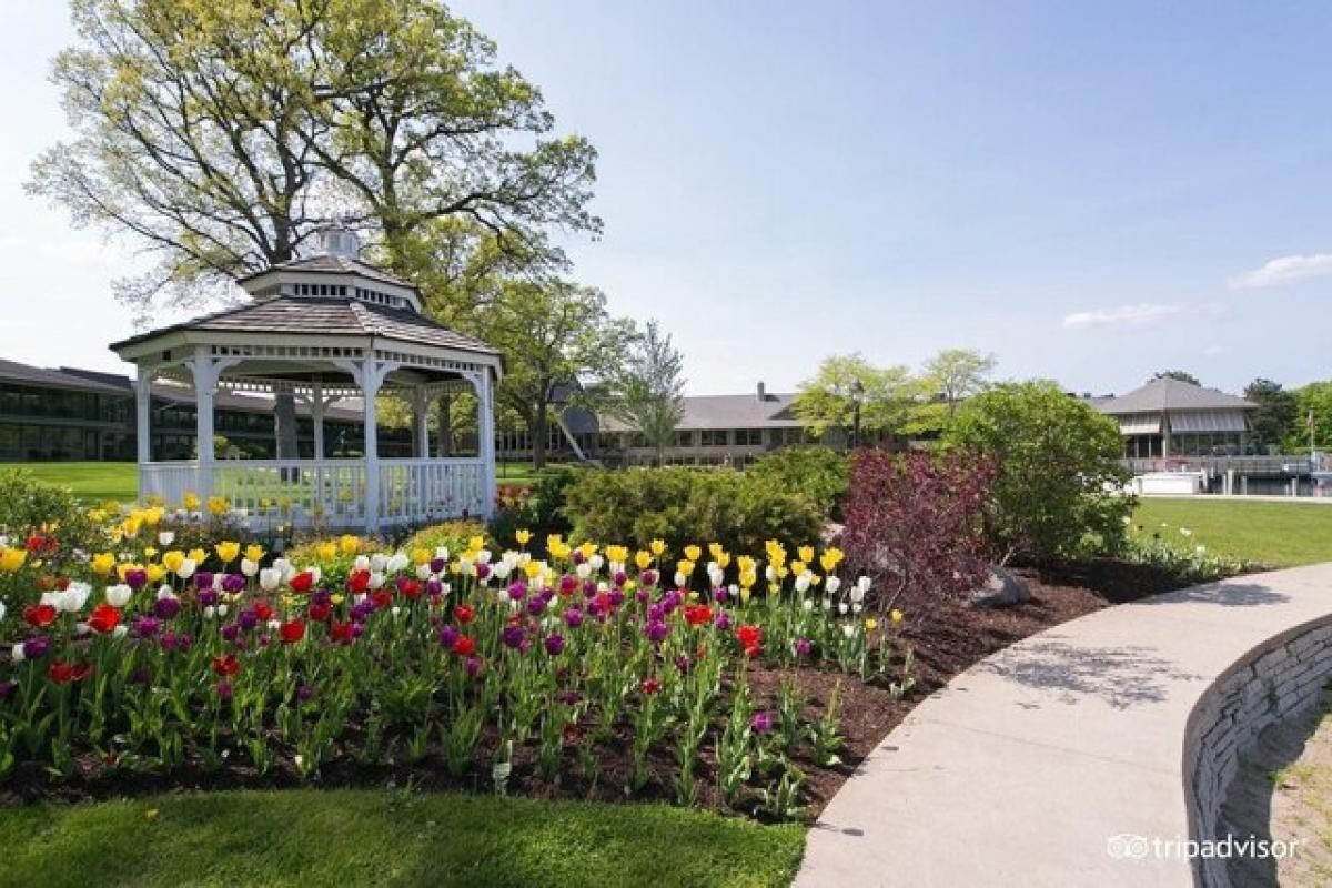 Picture of Home For Sale in Fontana, Wisconsin, United States