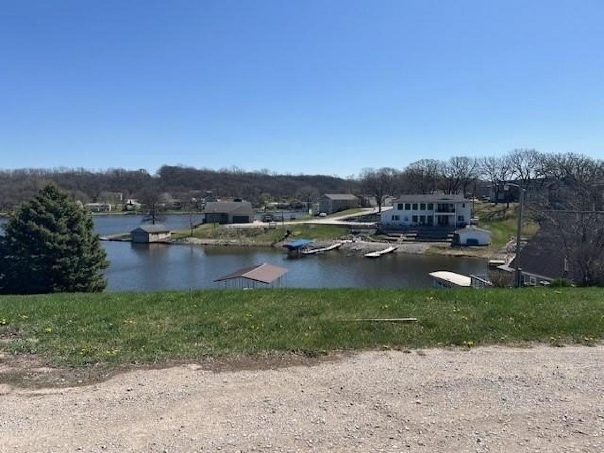 Picture of Residential Land For Sale in Dexter, Iowa, United States