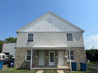 Home For Sale in Neosho, Missouri