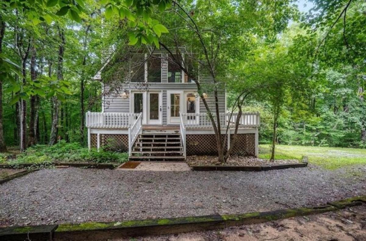 Picture of Home For Sale in Monterey, Tennessee, United States