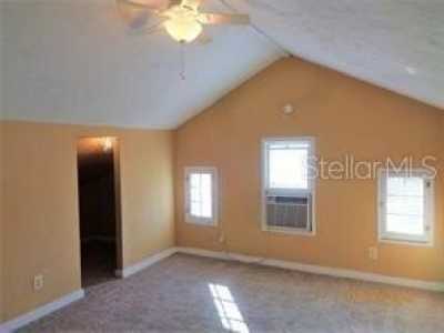 Apartment For Rent in Deland, Florida