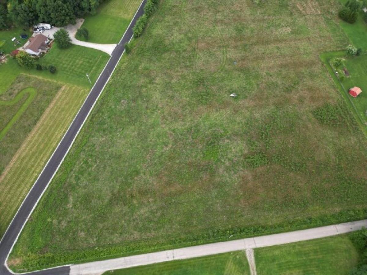 Picture of Residential Land For Sale in Sunman, Indiana, United States