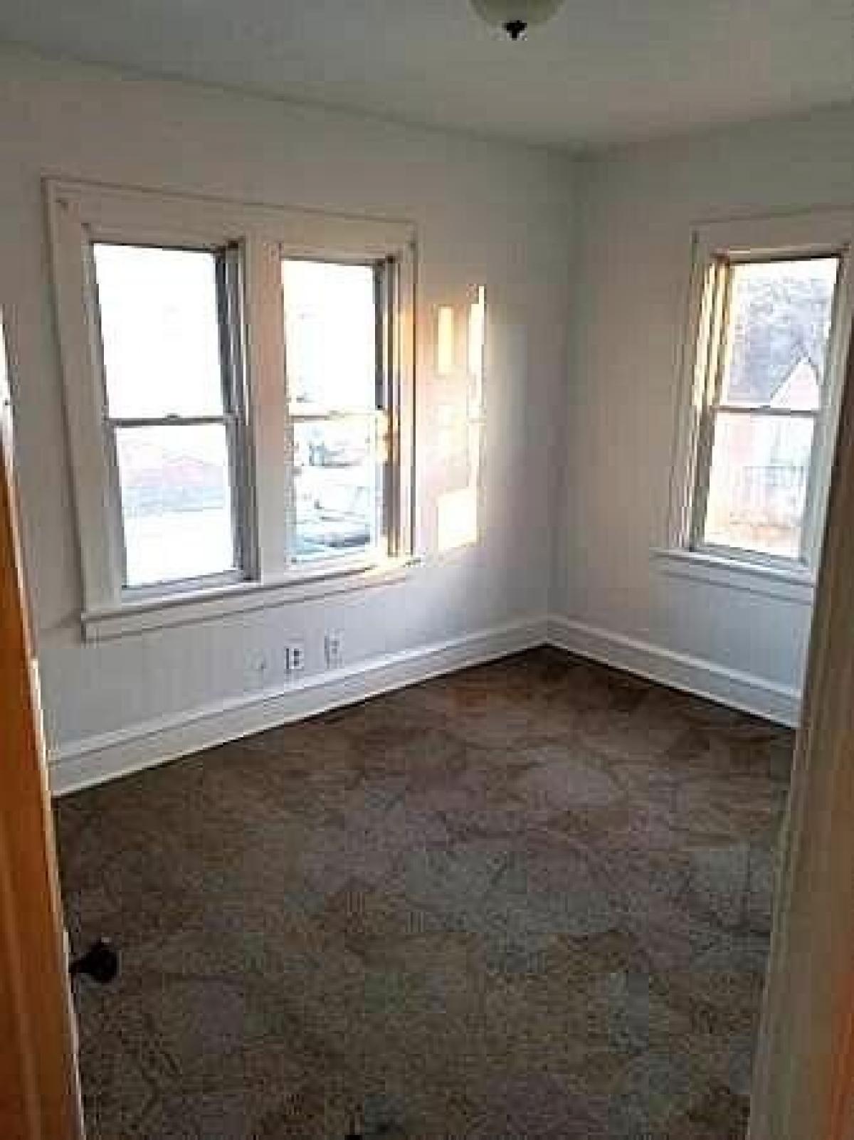 Picture of Home For Rent in West Allis, Wisconsin, United States