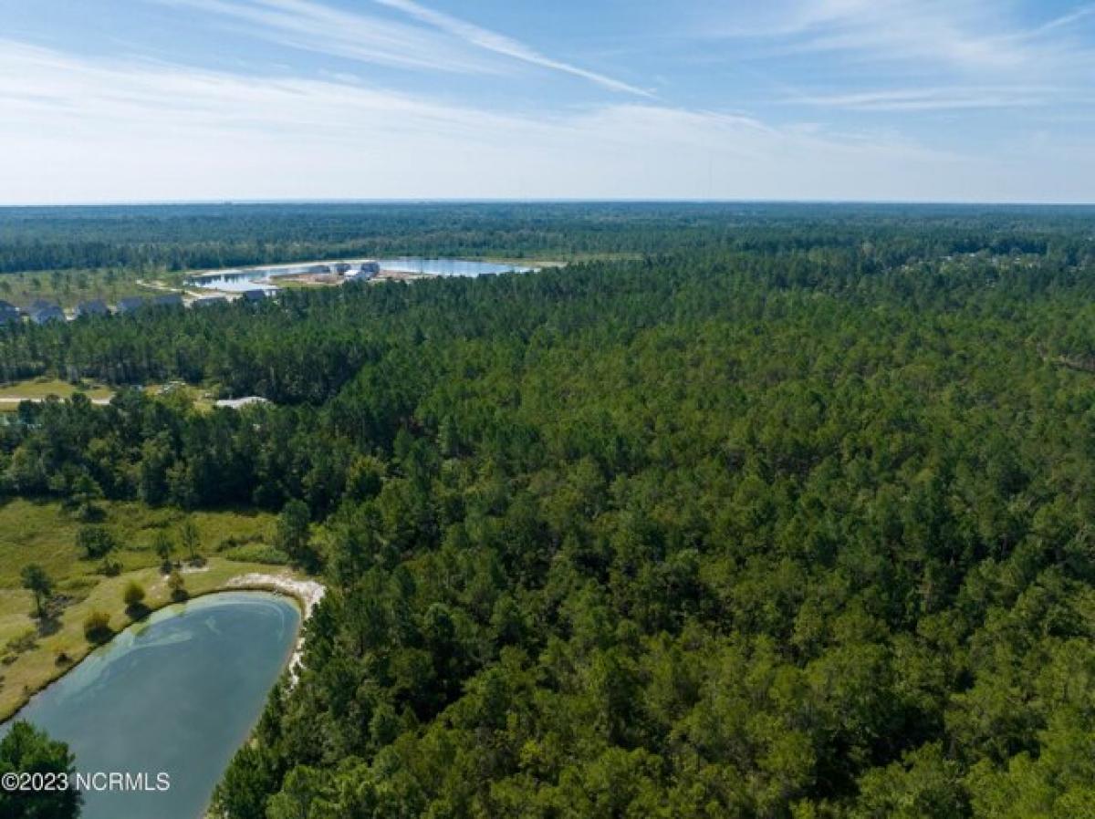 Picture of Residential Land For Sale in Holly Ridge, North Carolina, United States