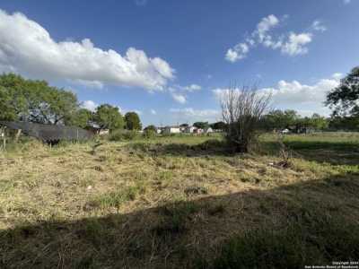 Home For Sale in Elmendorf, Texas