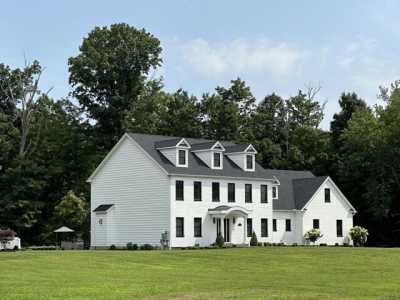 Home For Sale in Cheshire, Connecticut