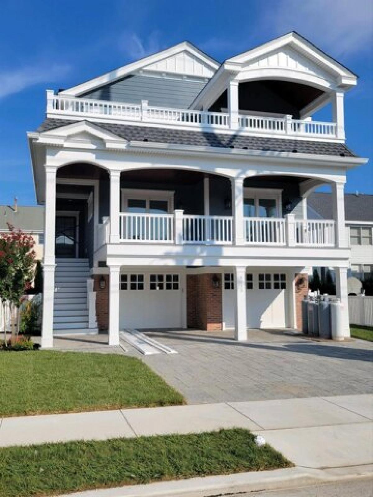 Picture of Home For Sale in Avalon, New Jersey, United States