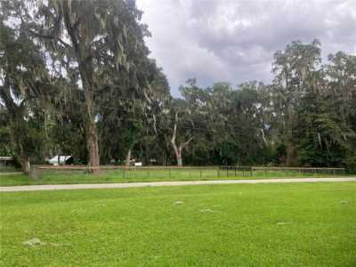 Residential Land For Sale in Lake Panasoffkee, Florida