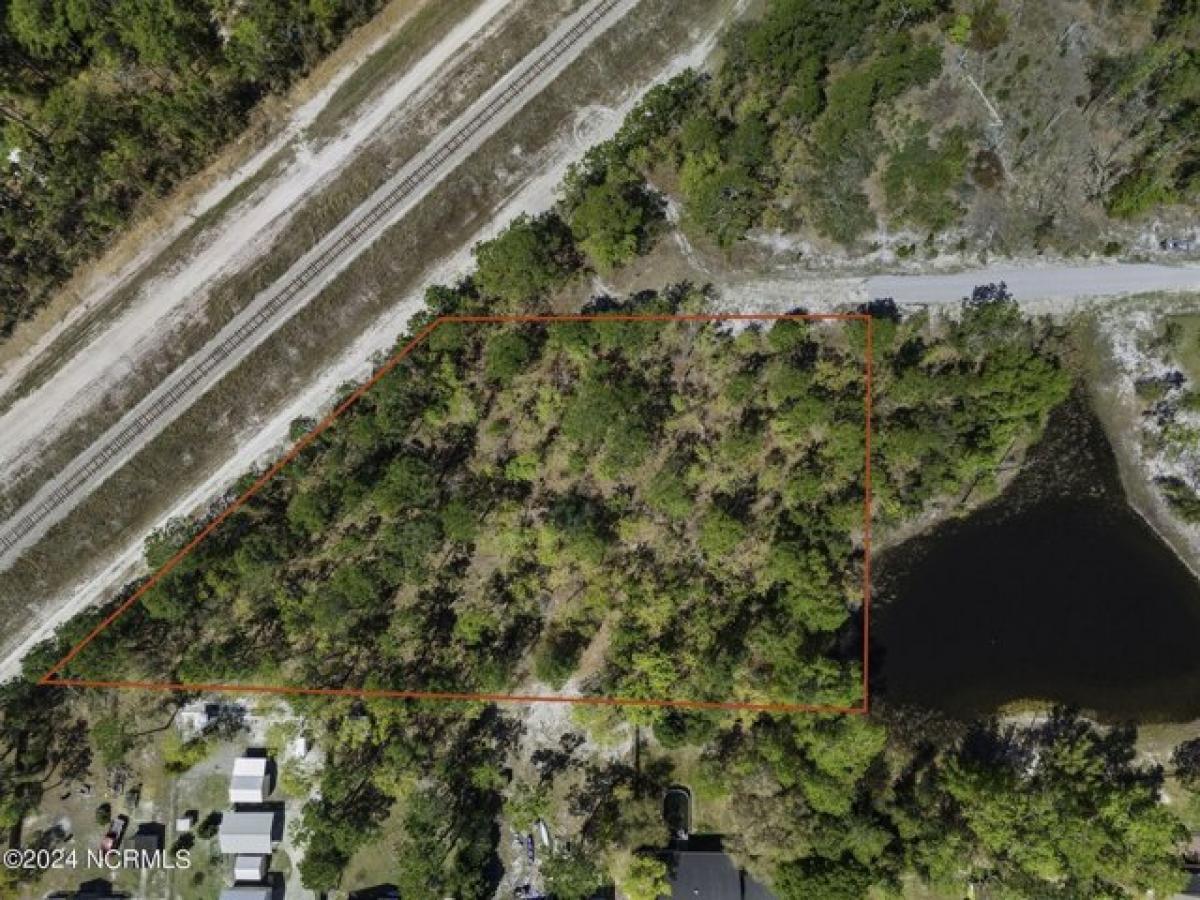 Picture of Residential Land For Sale in Southport, North Carolina, United States