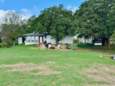 Home For Sale in Buchanan Dam, Texas