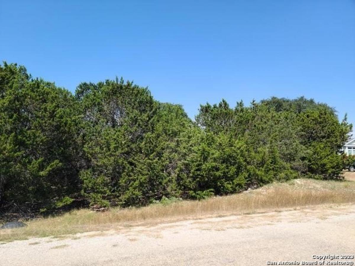 Picture of Residential Land For Sale in Bandera, Texas, United States