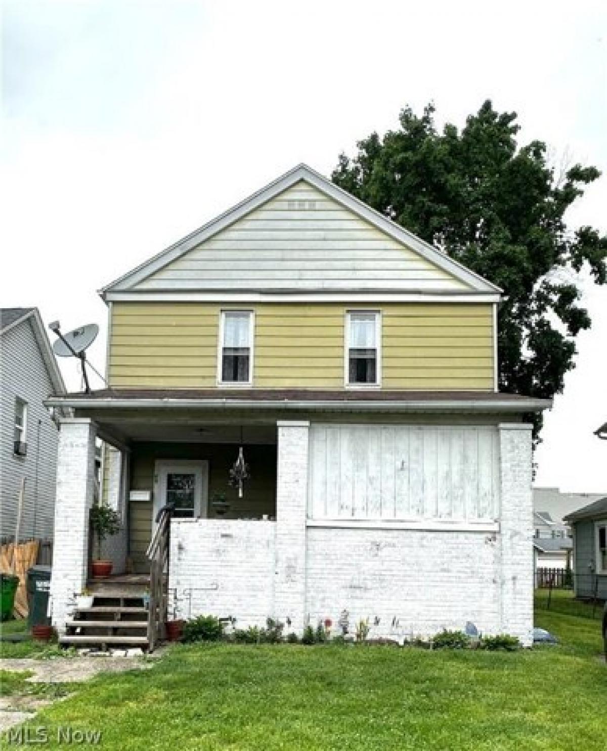 Picture of Home For Sale in Barberton, Ohio, United States