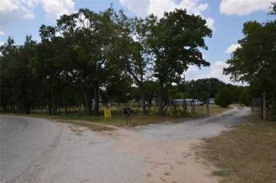 Home For Sale in Bridgeport, Texas