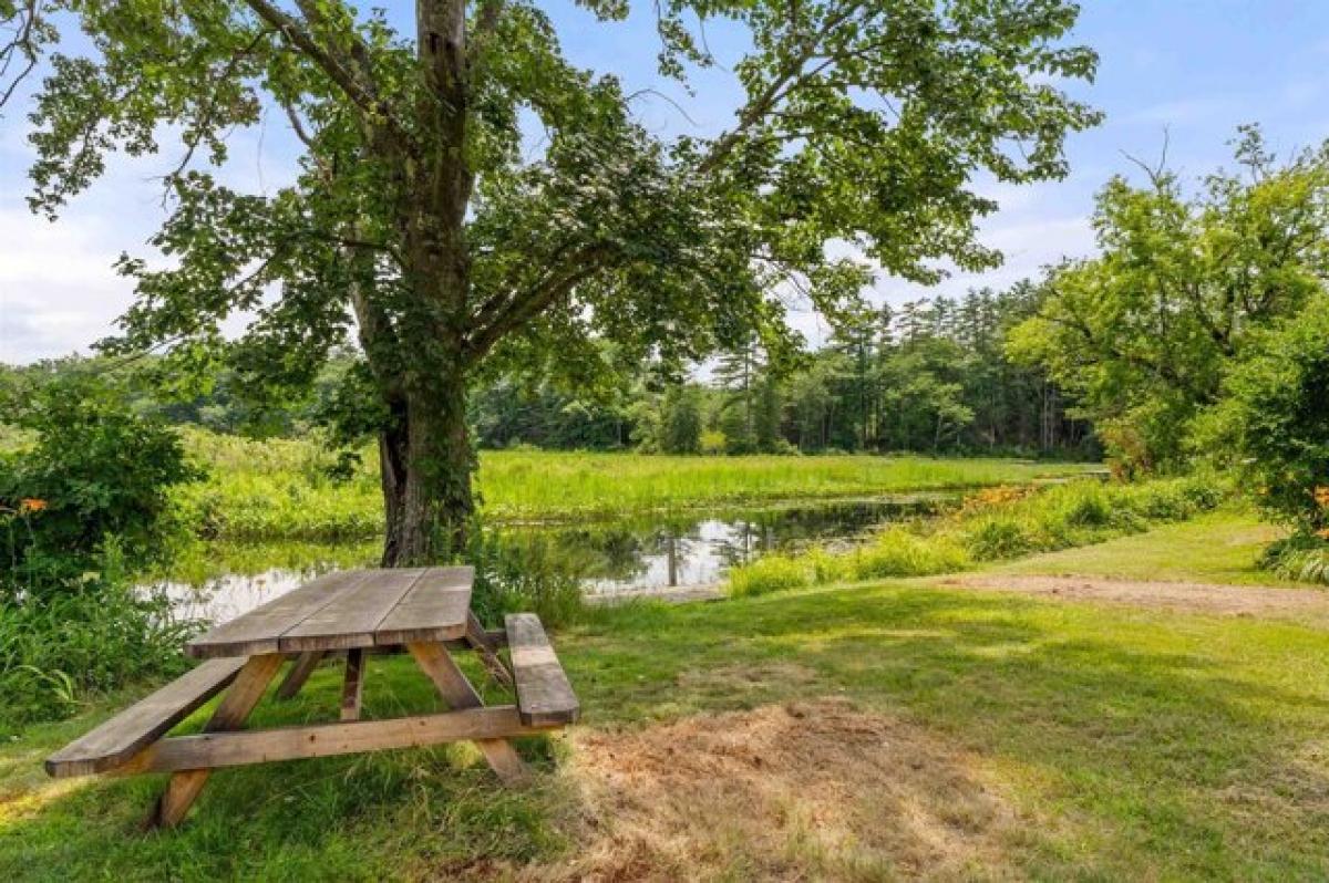 Picture of Residential Land For Sale in Alton, New Hampshire, United States