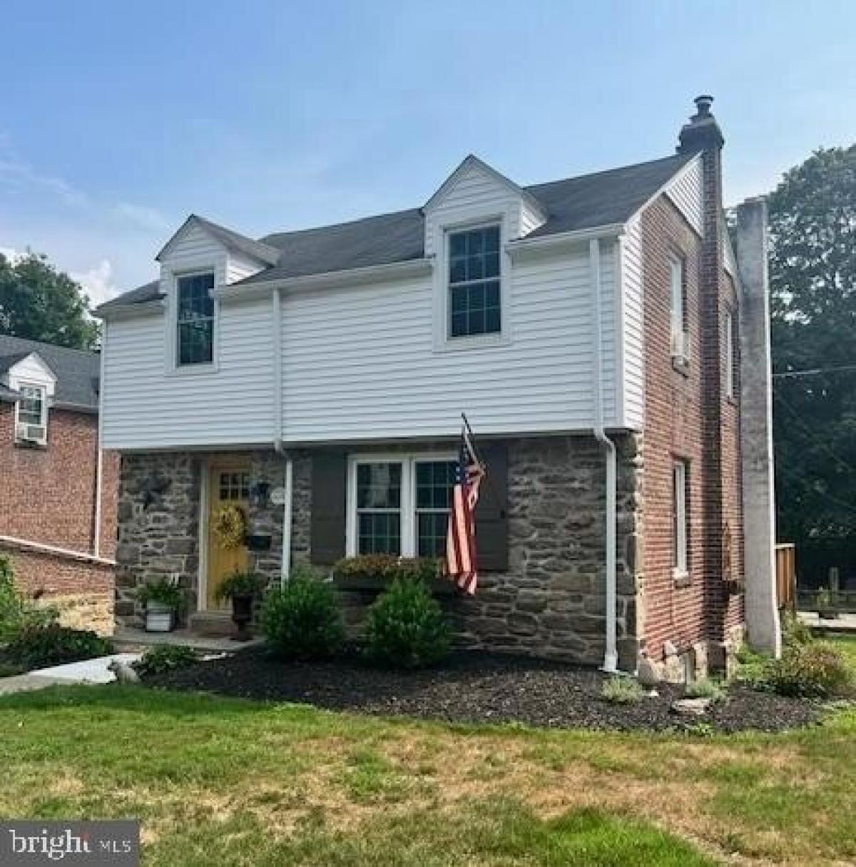 Picture of Home For Sale in Glenside, Pennsylvania, United States