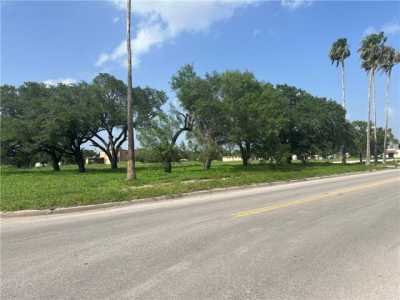 Residential Land For Sale in Kingsville, Texas