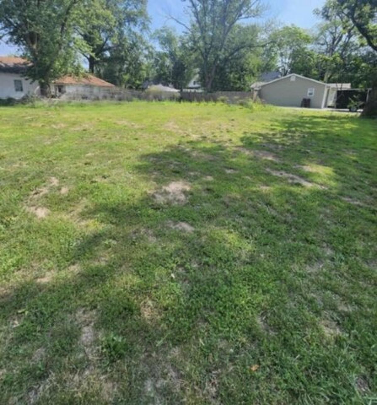 Picture of Home For Sale in Centralia, Missouri, United States