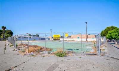 Residential Land For Sale in Compton, California