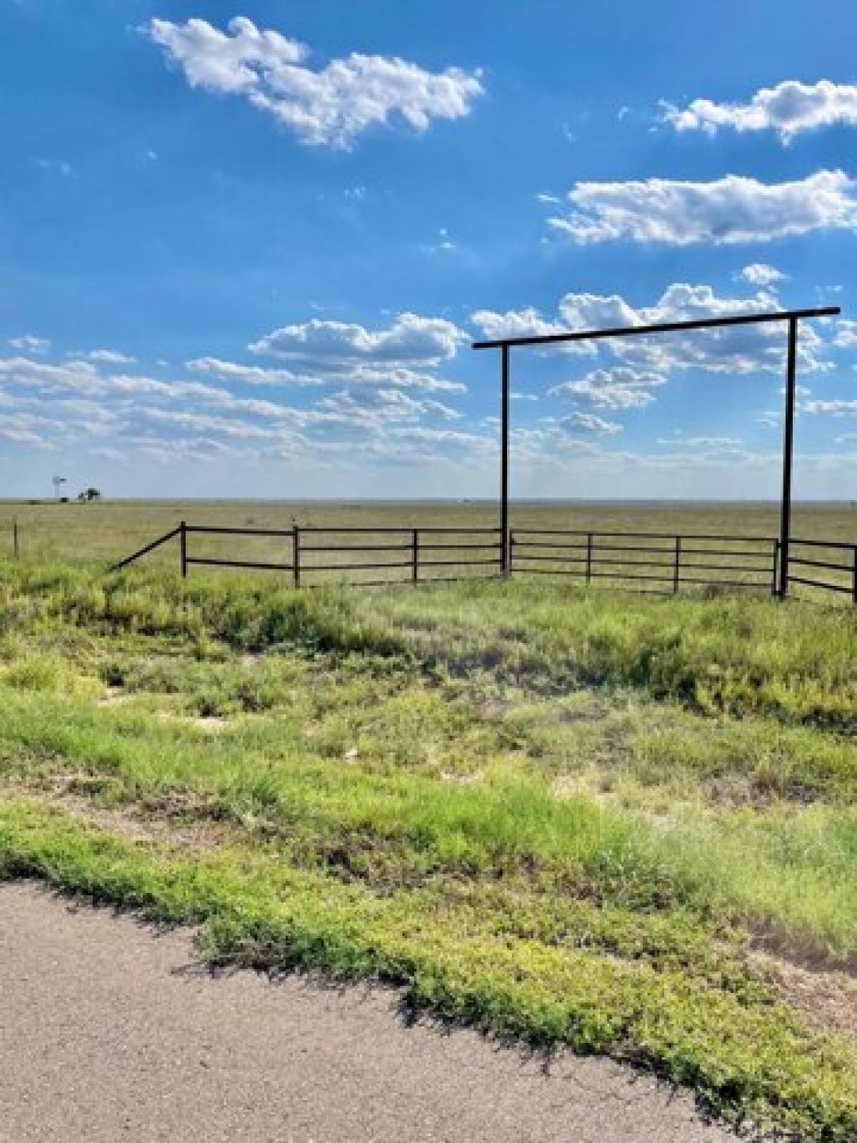 Picture of Residential Land For Sale in Canyon, Texas, United States